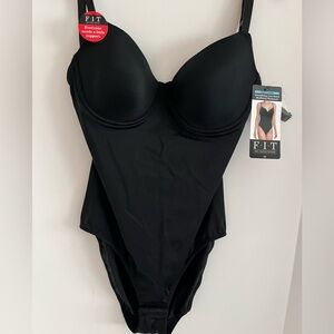 FIT Stretch Smoothing Low-Back Multiway Light Control Bodysuit